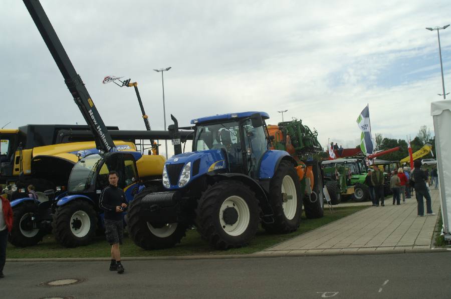 New Holland  grne Tage Thringen.JPG